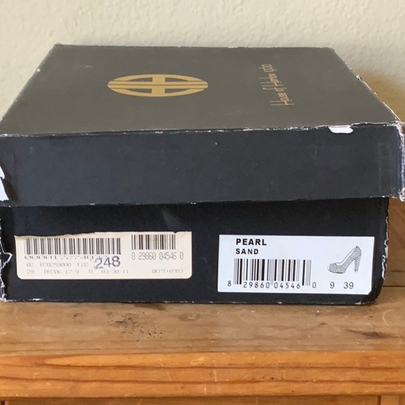 House of Harlow Pearl Sand Peep Toe Heels - size 39 (9) - Picture 10 of 10